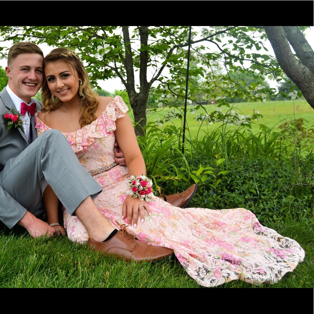 Prom Dress!! - Picture 8 of 8
